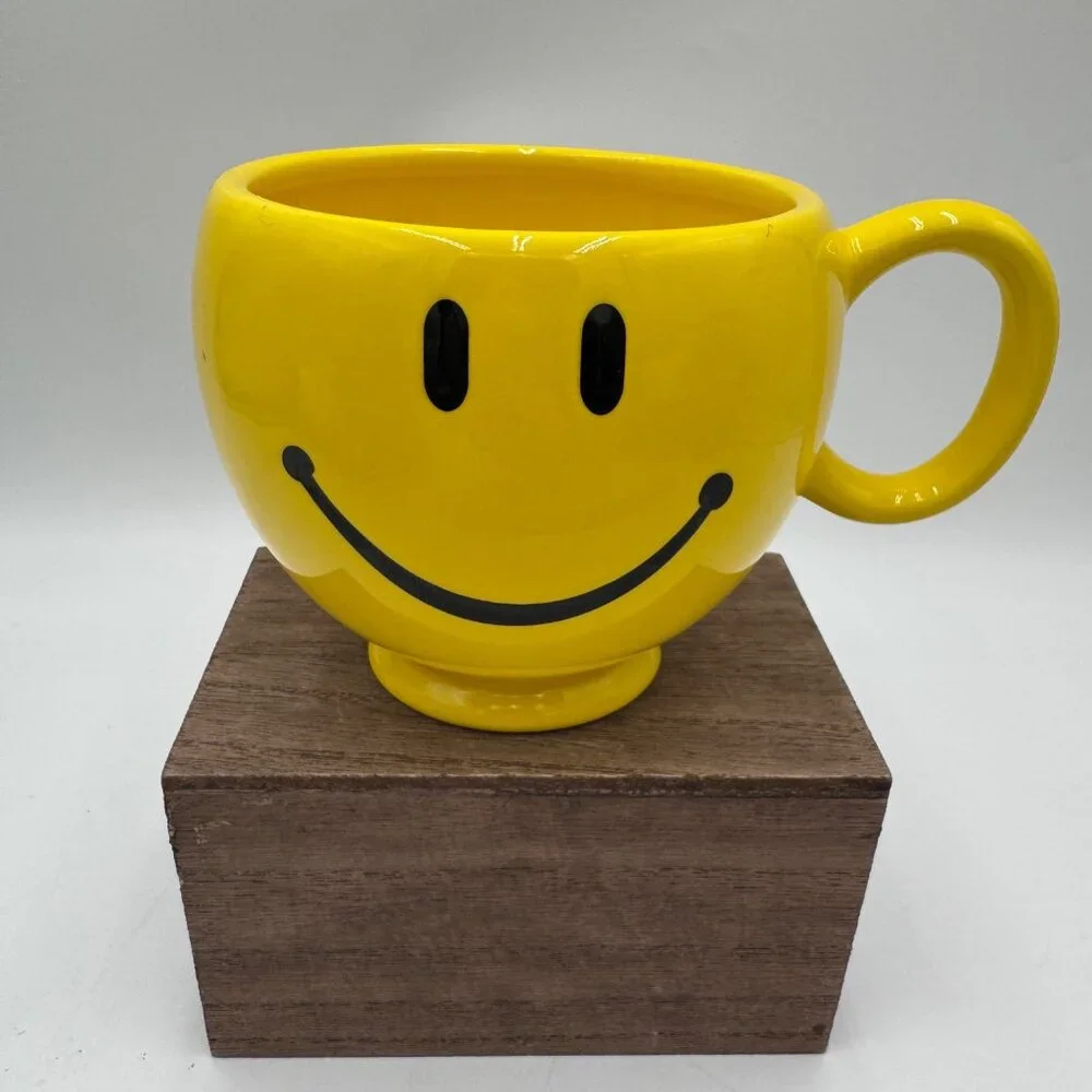 Teleflora Smile Smiley Face Mug Cup Coffee Tea Large Happy Face Vintage. 20 Oz B - Picture 1 of 8